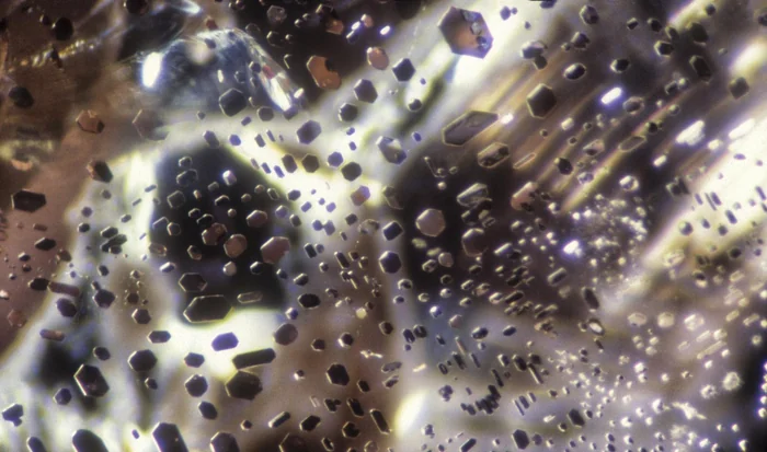 Graphite hexagons
